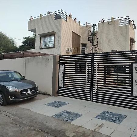 Siya Villa Ujjain Eksteriør billede